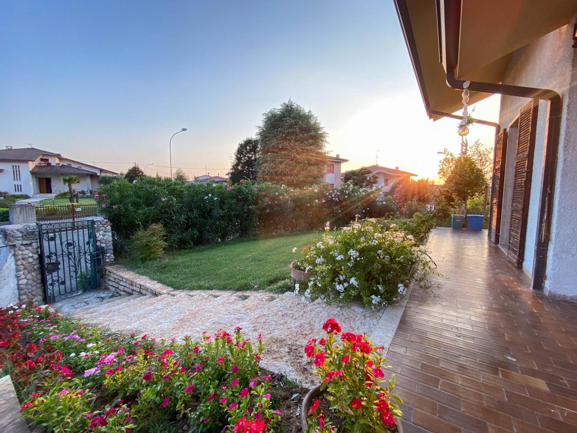 קסטלנואובו דל גארדה Villa Magellano מראה חיצוני תמונה